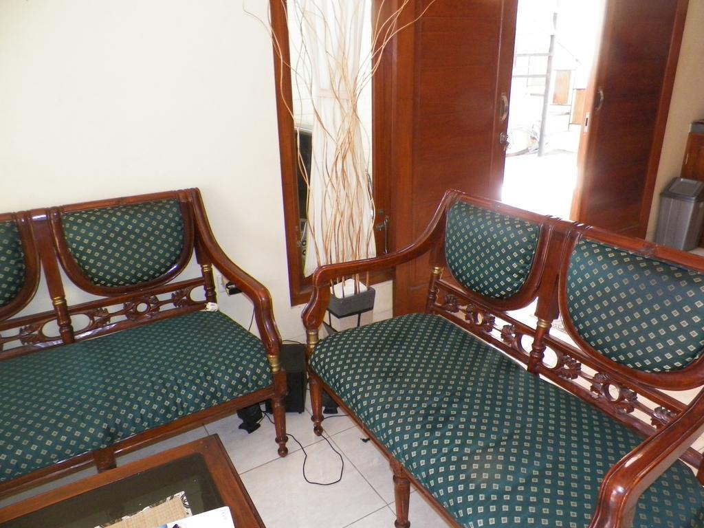 Ndalem Timoho Hotel Yogyakarta Exterior foto