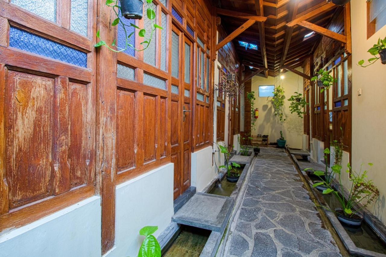 Ndalem Timoho Hotel Yogyakarta Exterior foto