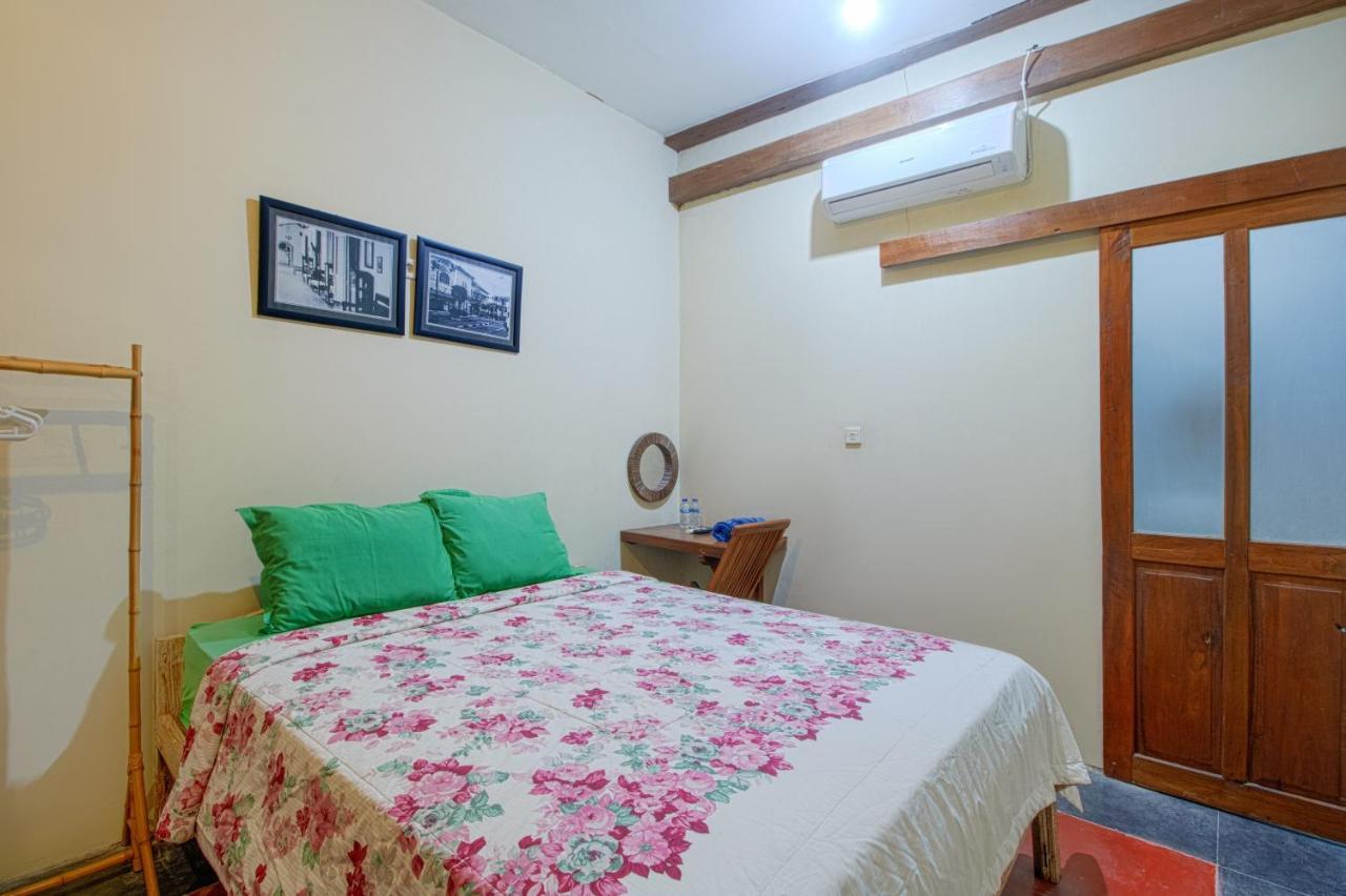 Ndalem Timoho Hotel Yogyakarta Exterior foto