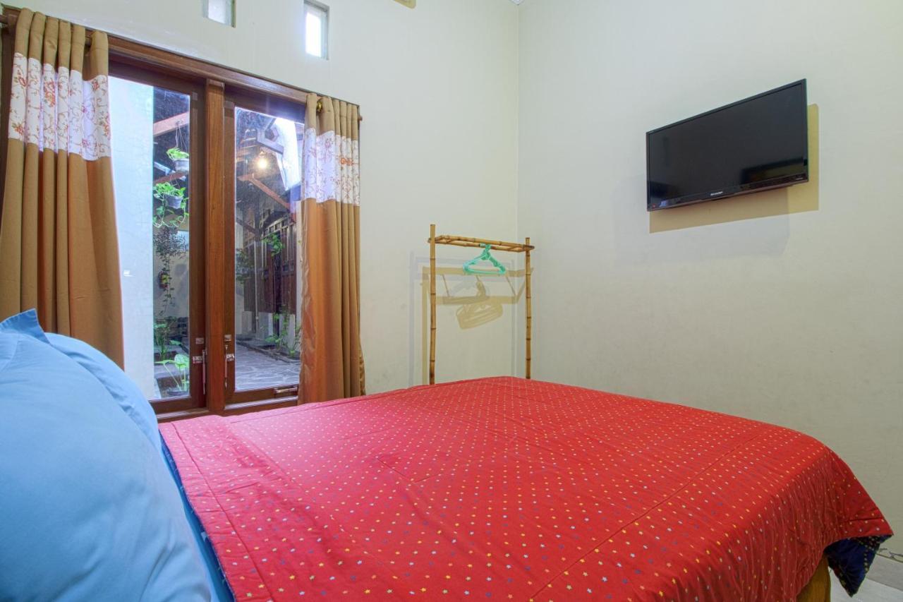 Ndalem Timoho Hotel Yogyakarta Exterior foto