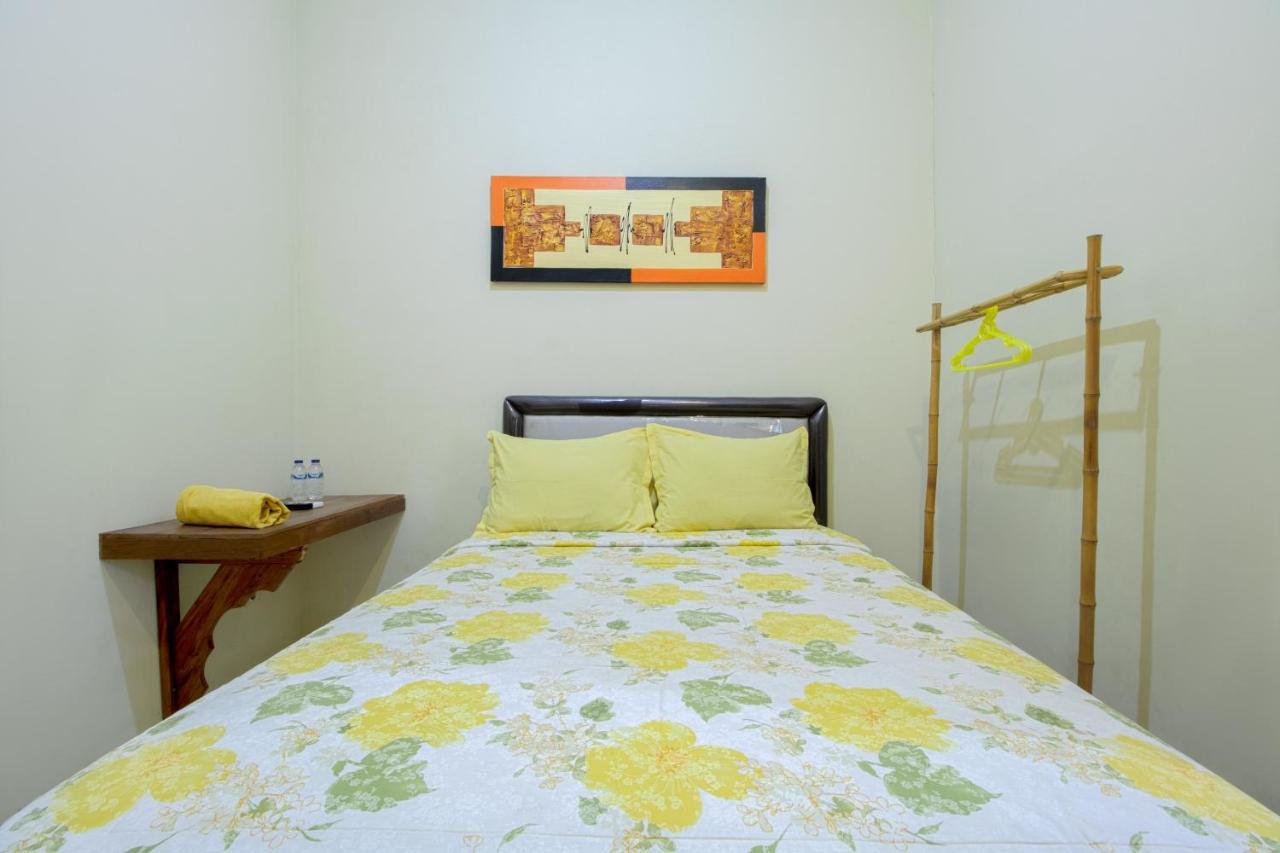 Ndalem Timoho Hotel Yogyakarta Exterior foto